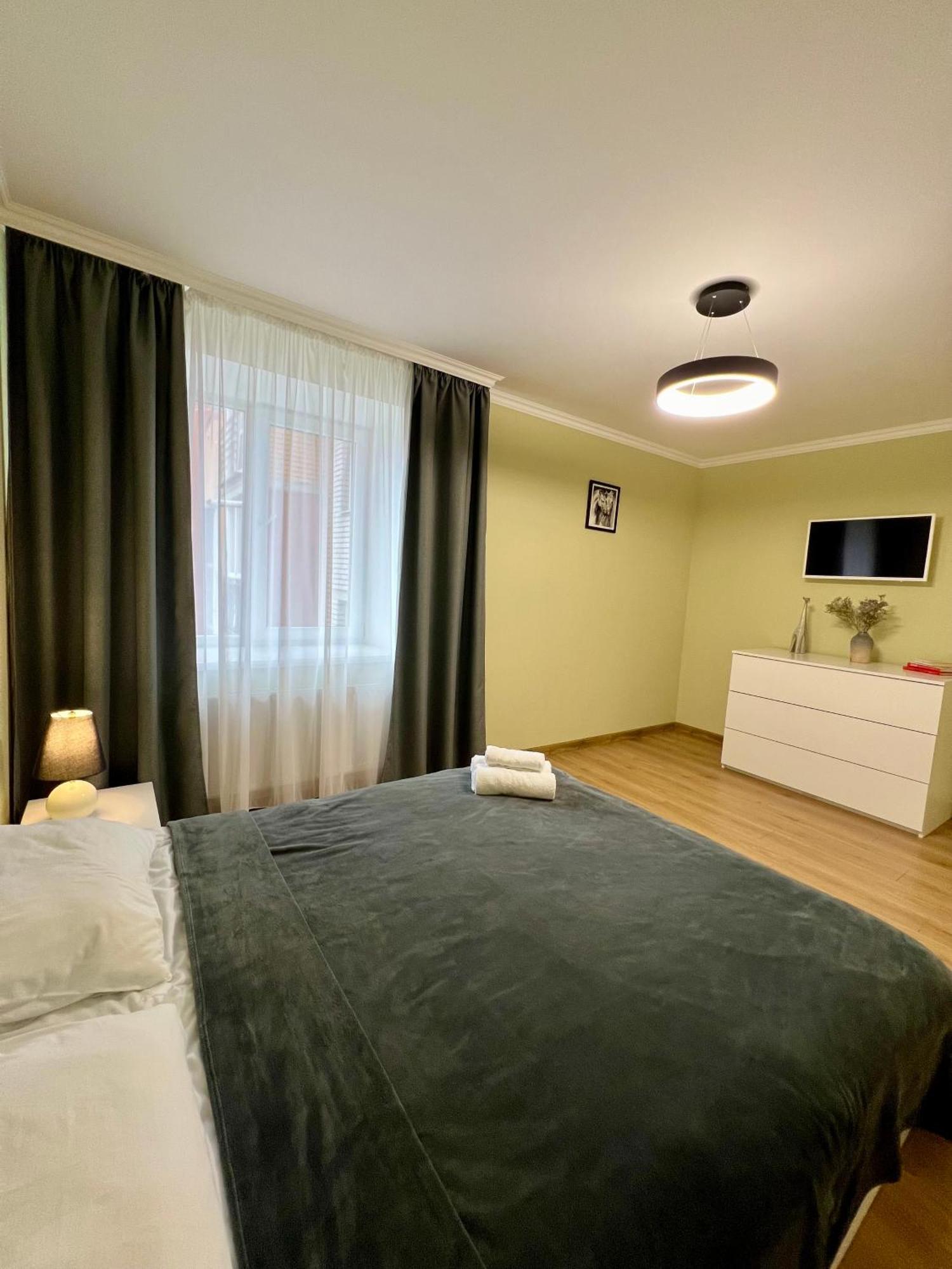 Затишна Квартира Біля Парку Центр Міста Ternopil Exteriér fotografie